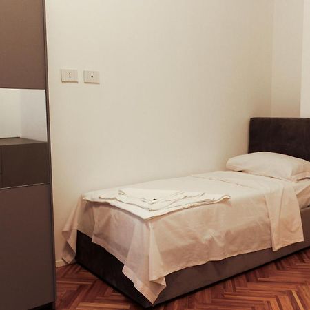 Attia Residence Wifi - Duomo In 10 Min Milano Eksteriør bilde